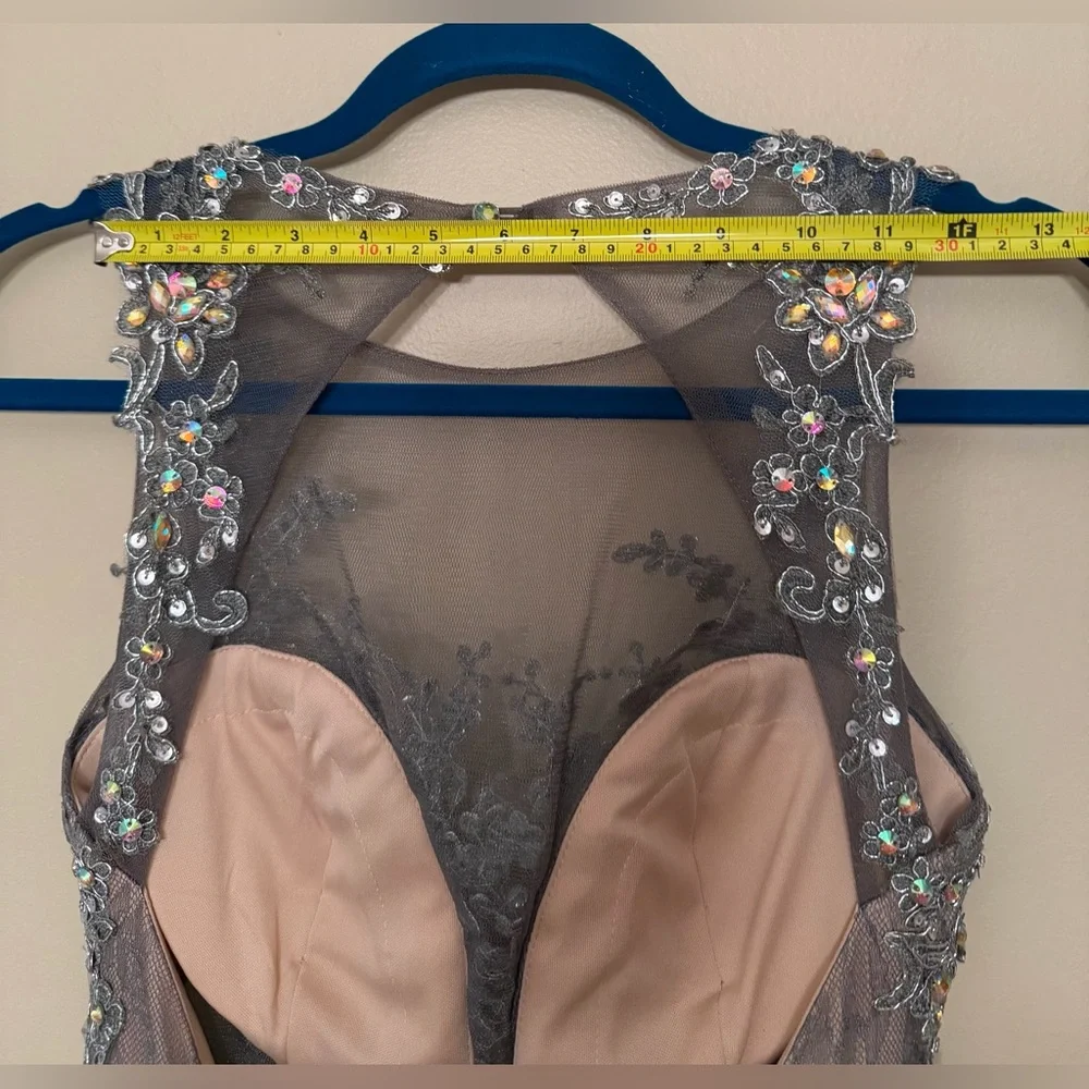 Jovani 98665 prom dress in gunmetal grey. Lace underlay & illusion neckline Sz 6 - Picture 13 of 16